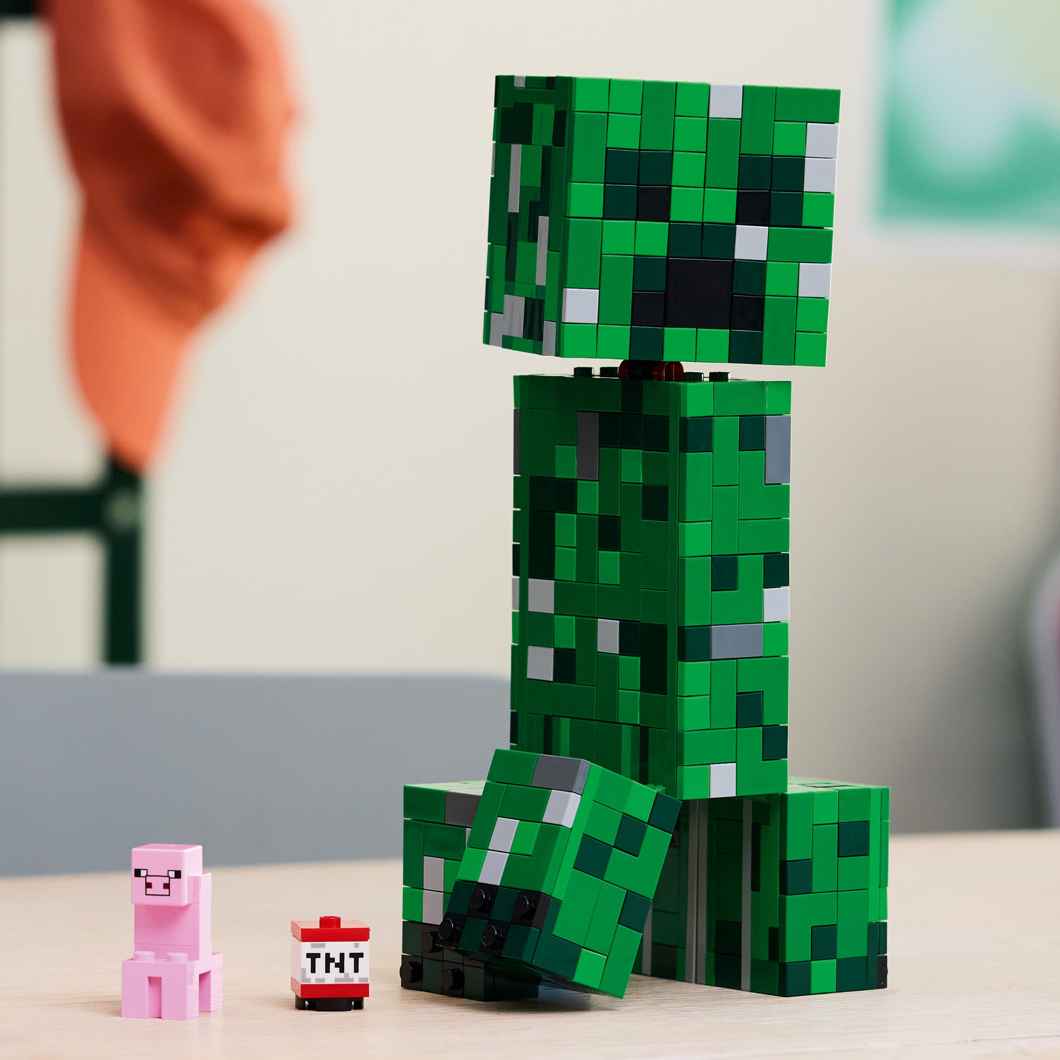 Lego Minecraft 21276 The Creeper Buildable Playset for Ages 10 and Up